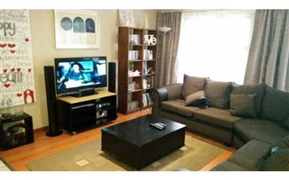 4 Bedroom Cluster in Van Riebeeck Park