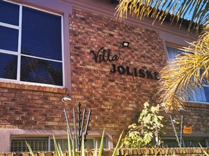 2 Bed Townhouse in Nimrod Park