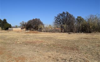 750 m² Land available in Baillie Park