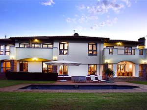 5 Bed House in Mooikloof Equestrian Estate