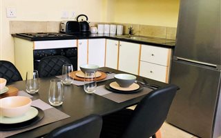 0.5 Bedroom Apartment in Johannesburg Central