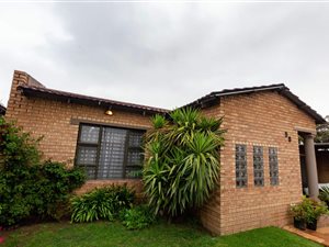 4 Bed House in Eldorado Park