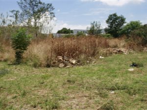 1888 m² Land available in Halfway House
