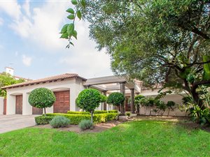 4 Bed House in Dainfern Golf Estate