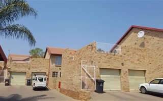 2 Bedroom Apartment in Highveld