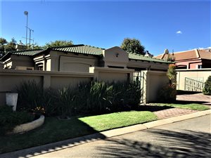 3 Bed House in Bedford Gardens