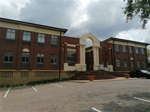 1850 m² Office Space in Bryanston
