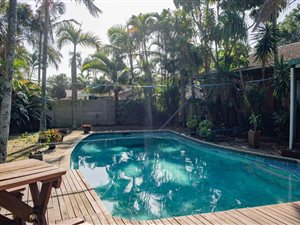 4 Bed House in Athlone Park