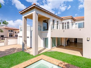 4 Bed House in La Como Lifestyle Estate