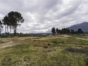 1200 m² Land available in Val de Vie