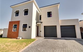3 Bedroom Duplex in Sonkring