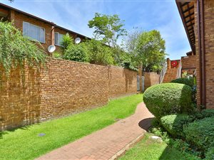 2 Bed Townhouse in Boskruin