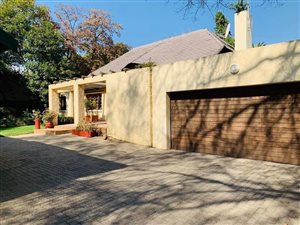 4 Bed House in Orchards