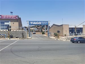 57 m² Retail Space in Glen Eagles