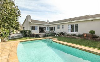 4 Bedroom House in Mill Park