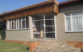 4 Bedroom House in Paul Krugers Resort