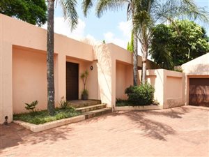 4 Bed House in Solridge