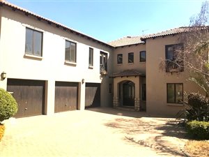 4 Bed House in Glen Erasmia