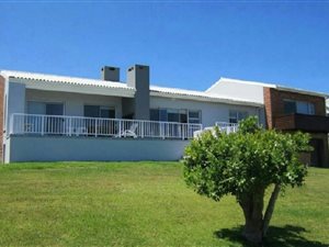 4 Bed House in Jongensfontein