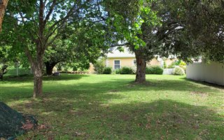 477 m² Land available in River Club