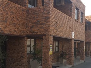 440 m² Industrial space in Airport Park