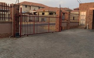 2 Bedroom Flat in Secunda