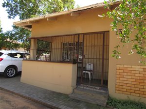 2 Bed Simplex in Oranjesig