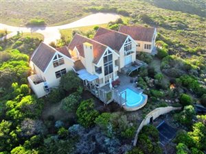 4 Bed House in Nautilus Bay