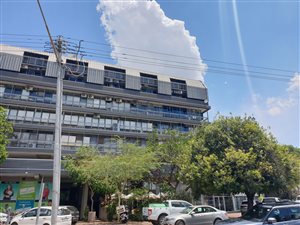 76 m² Commercial space in Lynnwood
