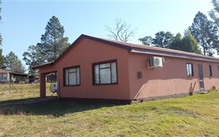 3 Bedroom House in Hyde Park