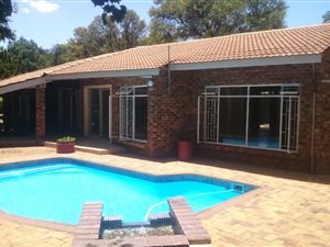 4 Bed House in Irene Park