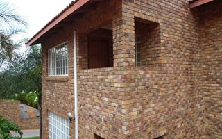 2 Bedroom Apartment in Ridgeway