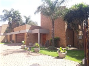 3 Bed Cluster in Meyersdal