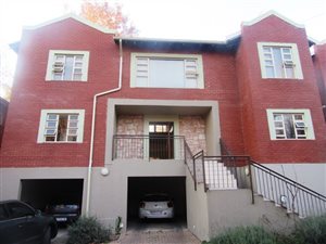 4 Bed House in Westcliff