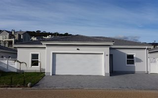 3 Bedroom House in Dennegeur