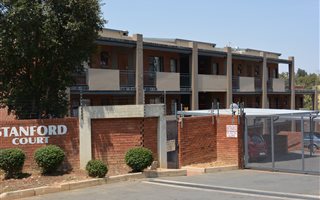 2 Bedroom Apartment in Bloubosrand