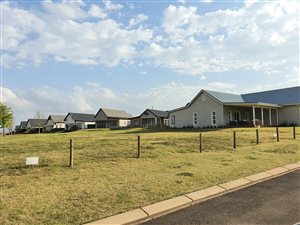 422 m² Land available in St Johns Village