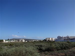 349 m² Land available in Langebaan North