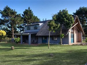 2300 m² Farm in Westlands AH