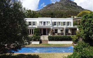 4 Bedroom House in Scott Estate