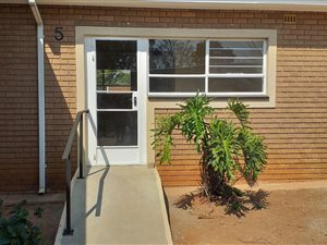 1 Bed Apartment in Noordheuwel
