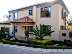 3 Bed Cluster in Sterrewag