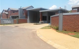 3 Bedroom Duplex in Ruimsig