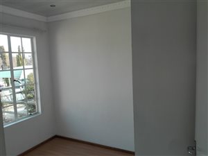 3 Bed House in Country View