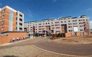 2 Bedroom House in Die Hoewes