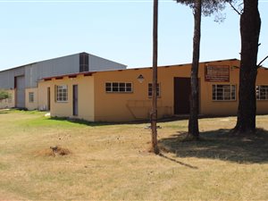 980 m² Commercial space in Meyerton