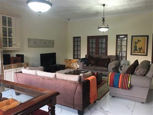 2 Bed House in Parktown North
