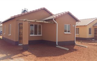 2 Bedroom House in Soweto Central