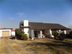 3 Bed House in Schuinshoogte