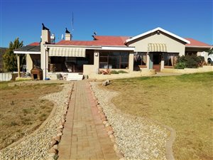 294 ha Farm in Oudtshoorn